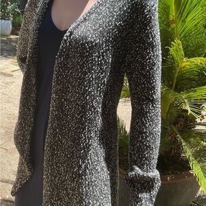 Eileen Fisher cardigan cotton fit-XS S M cotton textured EUC BLACK WHITE WOVEN